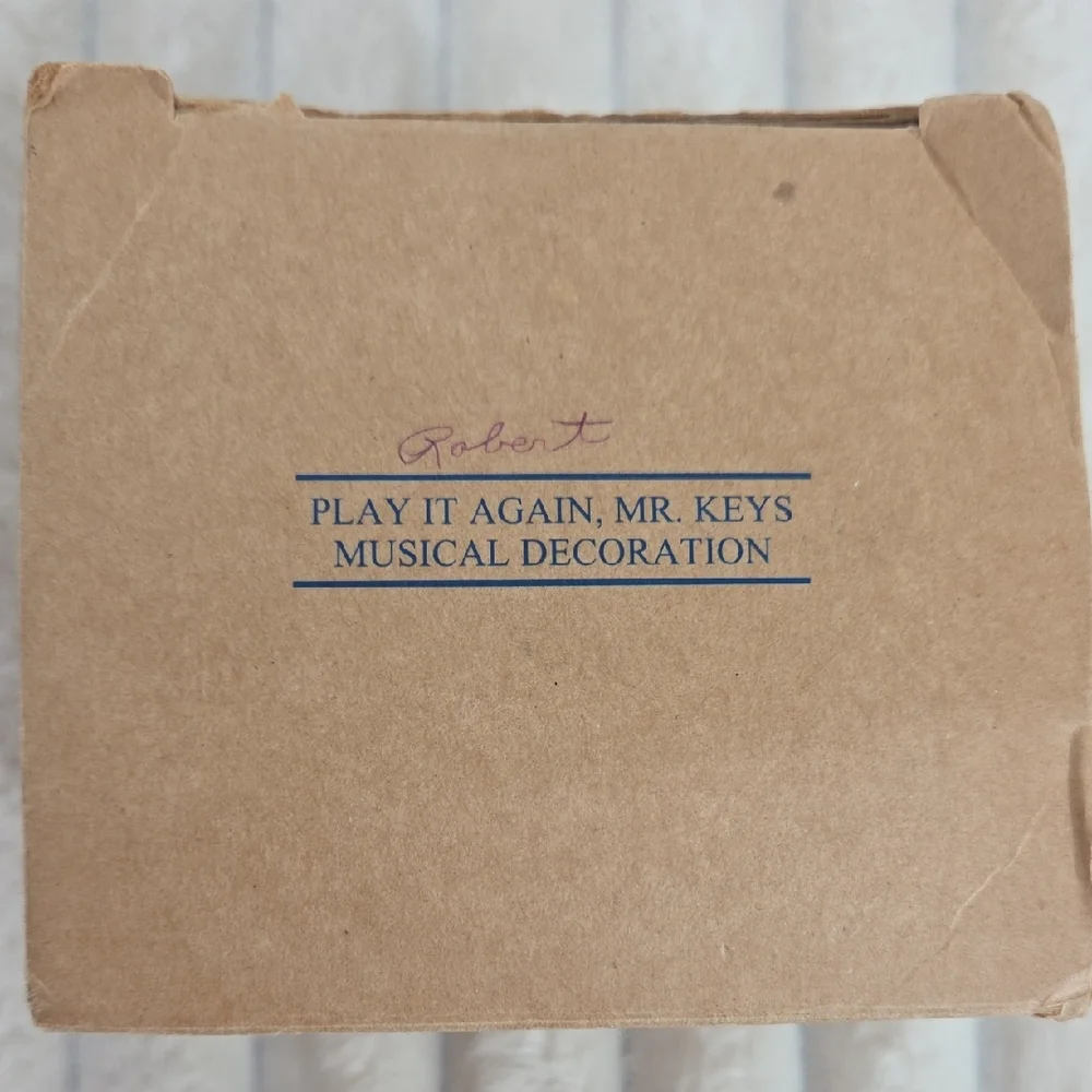 Avon Mr. Keys Play It Again